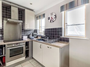 Kitchen | Viking Seahouses : Pampas - Viking Seahouses, Seahouses