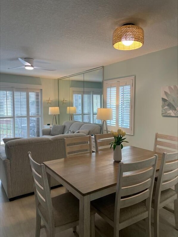 Kitchen & Living Area