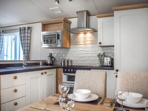 Dining Area | Everard - Flask Country Lodges, Robin Hood’s Bay