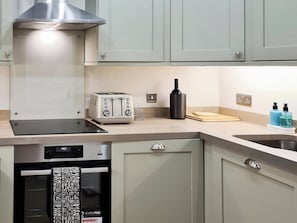 Kitchen | Inchkeith View, Edinburgh