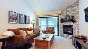 Living Room, Indoors, Room, Couch, Furniture