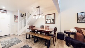 Flooring, Hardwood, Chair, Furniture, Floor