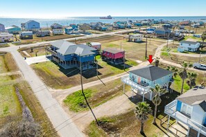 Walking Distance to the Beach