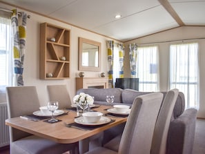 Dining Area | The Endeavour - Flask Country Lodges, Robin Hood’s Bay