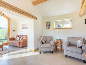 Open plan living space | Meg’s Rest, Bettws Cedewen