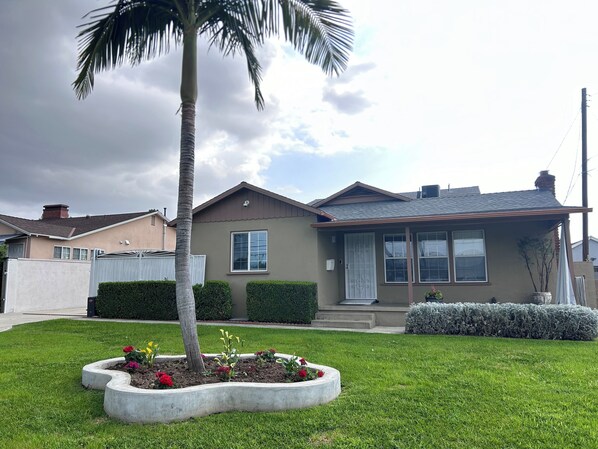 Front house 