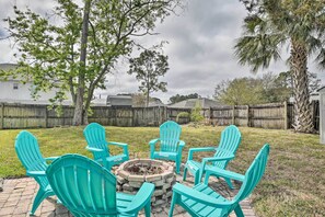 Yard Space | Fire Pit