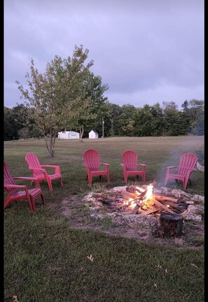 Fire pit with seating