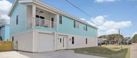 Welcome to Hip-Nautic! The BRAND NEW CONSTRUCTION in the heart of Carolina Beach