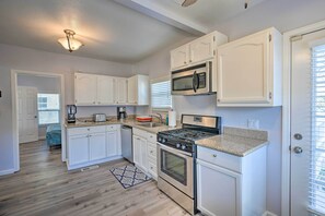 Kitchen | Fully Equipped | Cooking Basics