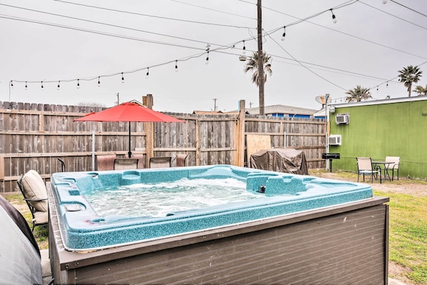 Galveston Vacation Rental | 3BR | 2BA | 1,050 Sq Ft | Step-Free Access