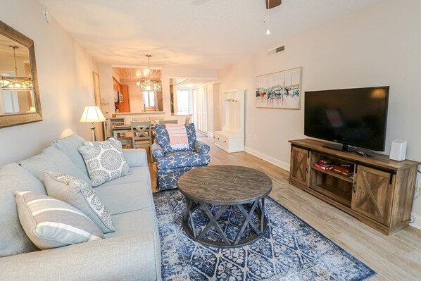 St. Augustine Beach Rentals Living Room