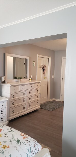 master bedroom dresser