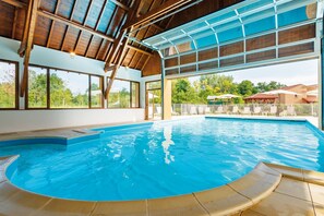 Holiday Home Swimming Pool