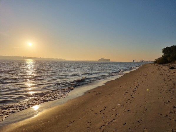 Strand