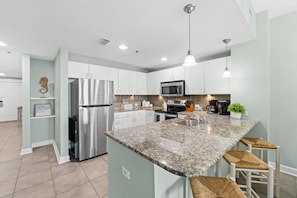 Kitchen with Breakfast Bar