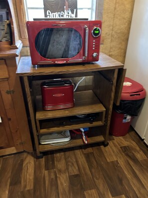 New small appliances February 2025 
Microwave, toaster & hot plate 