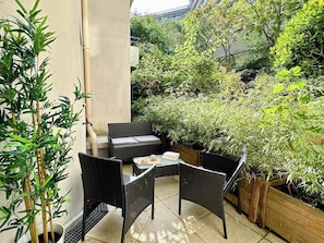 An outdoor breakfast terrace