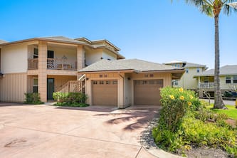 Sunset vista condo with WiFi, central ac, lanai, w/d, onsite pool/spa