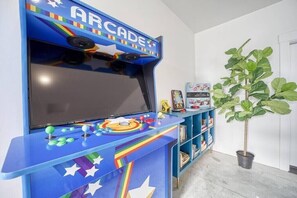 Our arcade has 3,000 games to choose from (that's no typo).