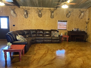 Living room with lots of space 