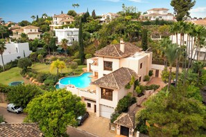 Villa & Garden