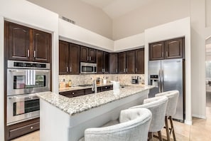 Fully stocked Gourmet Kitchen
