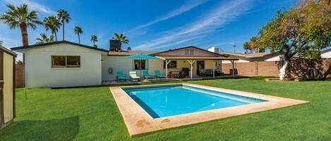 Large backyard with pool & citrus trees