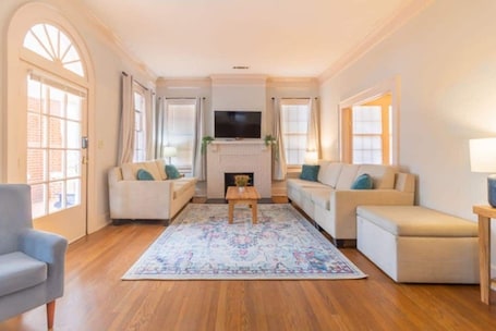 Comfortable Living Area