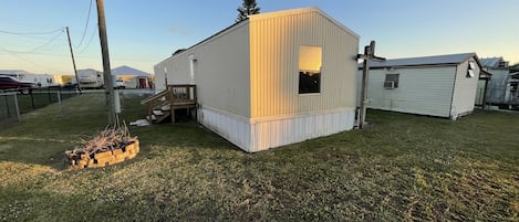 "Shelter","Nature","Outdoors","Building","Countryside"