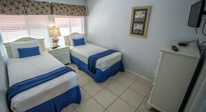 Guest Bedroom Two Twins