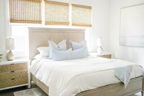 PRIMARY BEDROOM - Lux bedding, smart tv, large private suite.