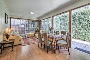 Dining Room | Dishware & Flatware