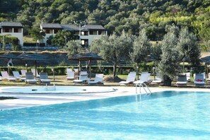 Holiday Home Swimming Pool