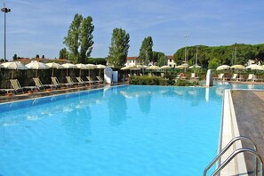 Piscine maison de vacances