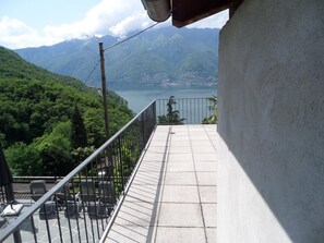 Picture 3
