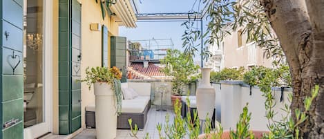 Venice Colleoni apartment lovely terrace