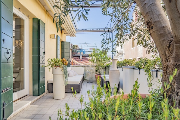 Venice Colleoni apartment lovely terrace