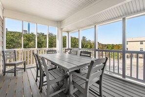 OSF16: Drift Away | Top Level Screened Porch