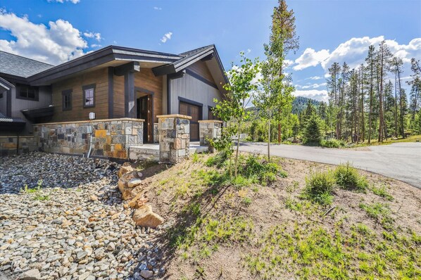 Exterior, Wolverine Lookout, Breckenridge Vacation Rental