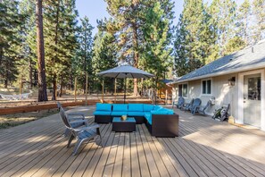 Large Back Deck