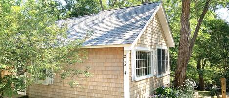 Exterior of cottage 