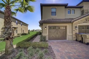 Attached garage to bottom only one story condo
