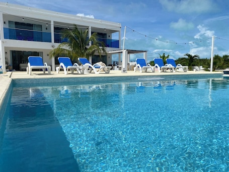 Pool area