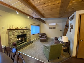 Electric fireplace