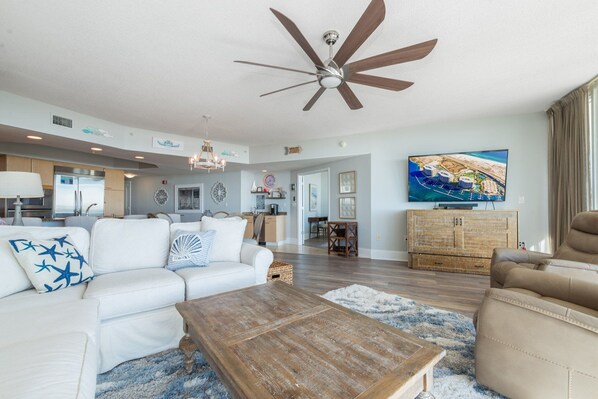 Caribe Resort B513 Living Room