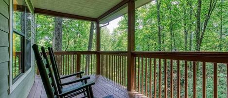 Locklyn's Loft's relaxing deck