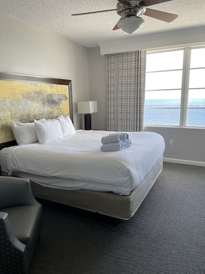 King Bed in Master Bedroom (not all bedrooms have an ocean view)