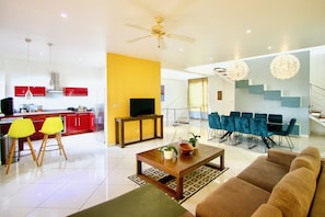 Jaguar living area