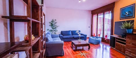 Living Room MYHOUSE INN RACCONIGI Solo Affitti Brevi